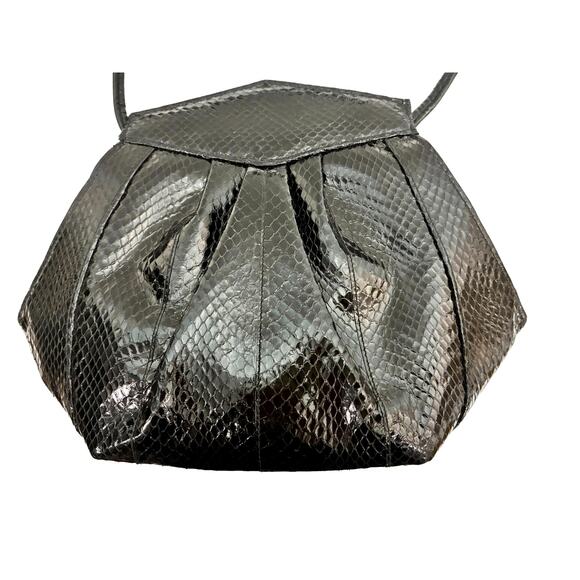 Vintage 80s Black Snakeskin Geometric Shoulder Bag Hexagon Pleated Purse - Picture 10 of 12